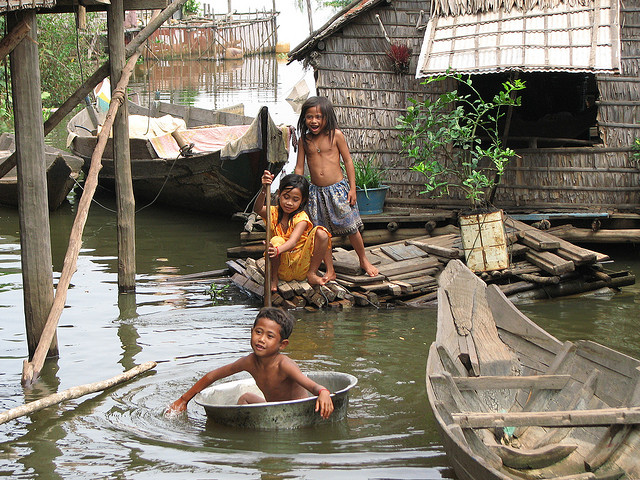 Kids On Tonle Sap Lake CAmbodia - Insight To Asia Tours